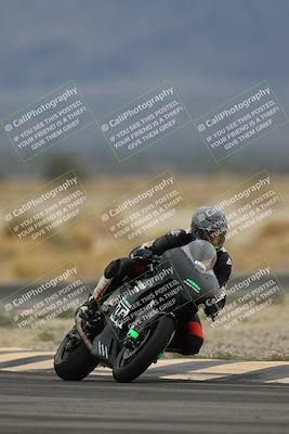 media/Nov-15-2025-Race Pace (Sat) [[8de605a2d8]]/Non Verified Riders (1st 20 Minutes)/Turn 4 (1010am)/